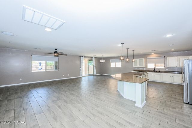 112 E Adytum Place, Vail, AZ 85641