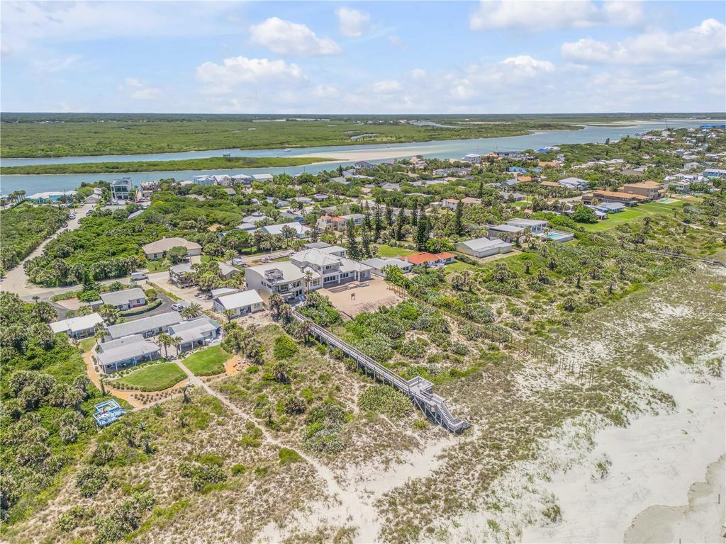 Image 81 of property listing at 1209 N ATLANTIC AVENUE, New Smyrna Beach, FL 32169