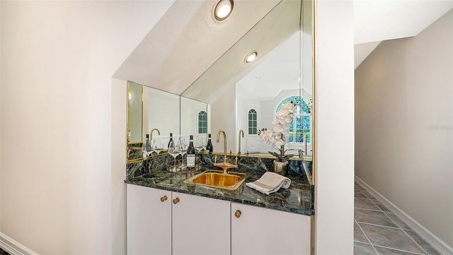 916 MACEWEN DRIVE, Osprey, FL 34229