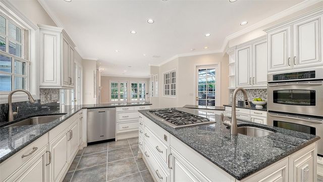 916 MACEWEN DRIVE, Osprey, FL 34229