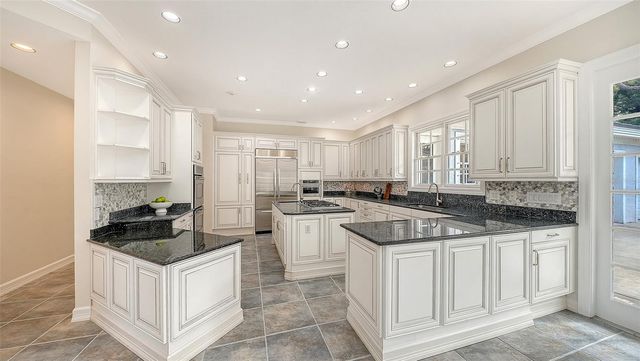 916 MACEWEN DRIVE, Osprey, FL 34229