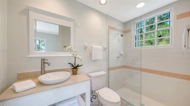 916 MACEWEN DRIVE, Osprey, FL 34229