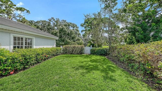 916 MACEWEN DRIVE, Osprey, FL 34229