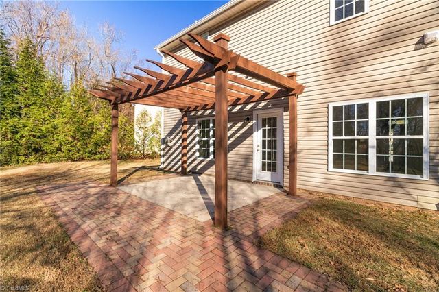 210 Waters Edge Drive, Archdale, NC 27263