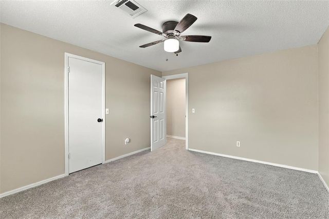 5801 NW 70th Street, Warr Acres, OK 73132