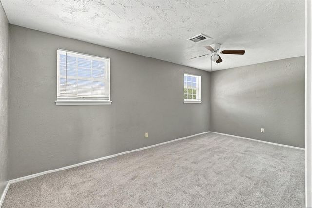 5801 NW 70th Street, Warr Acres, OK 73132