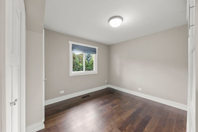 314 Brookside Circle, Wheaton, IL 60187