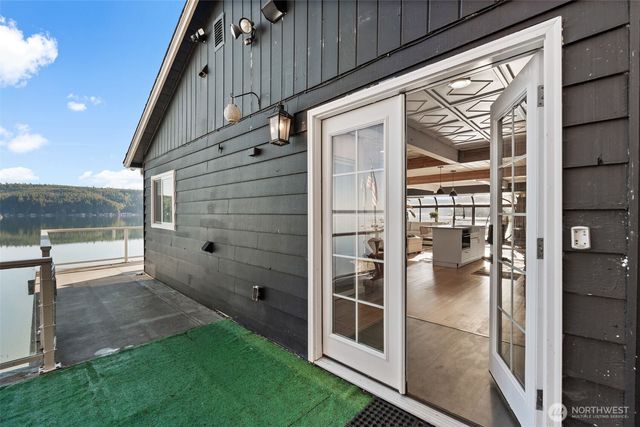 11031 NE North Shore Road, Belfair, WA 98528