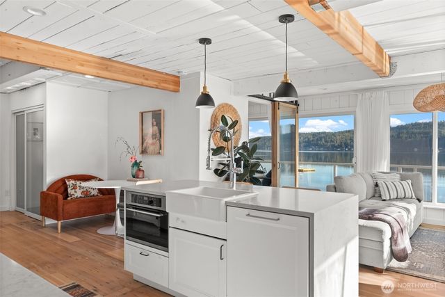 11031 NE North Shore Road, Belfair, WA 98528