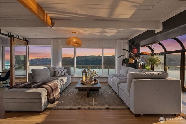 11031 NE North Shore Road, Belfair, WA 98528