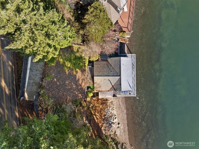11031 NE North Shore Road, Belfair, WA 98528