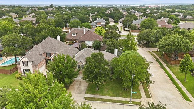 5733 Sugar Maple Drive, Fort Worth, TX 76244