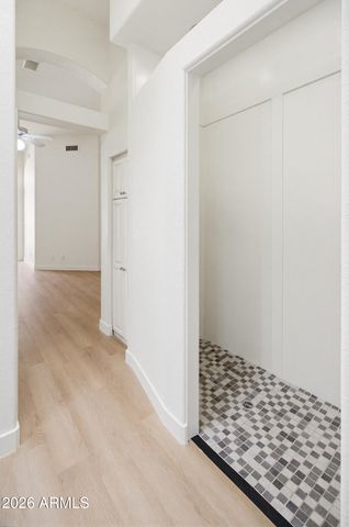 8100 E Camelback Road 64, Scottsdale, AZ 85251