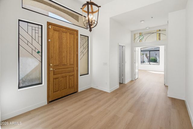 8100 E Camelback Road 64, Scottsdale, AZ 85251