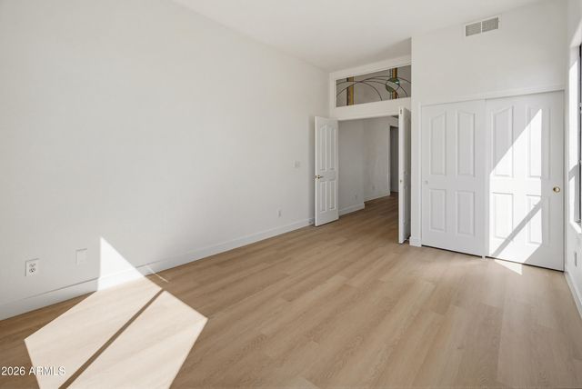 8100 E Camelback Road 64, Scottsdale, AZ 85251