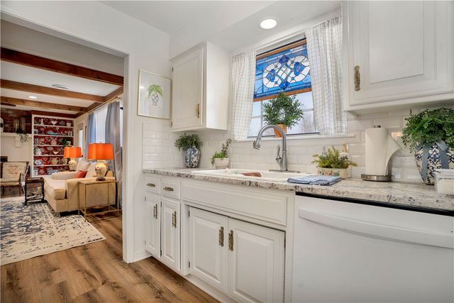 1350 Clear Creek Drive, Springdale, AR 72764