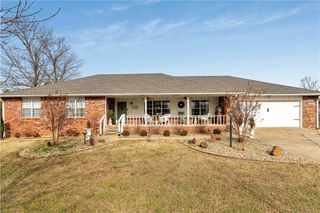 1350 Clear Creek Drive, Springdale, AR 72764