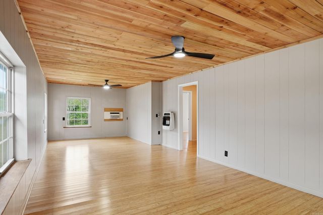 29 Pinnacle Springs Road, Greenbrier, AR 72058