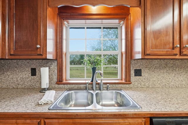 29 Pinnacle Springs Road, Greenbrier, AR 72058
