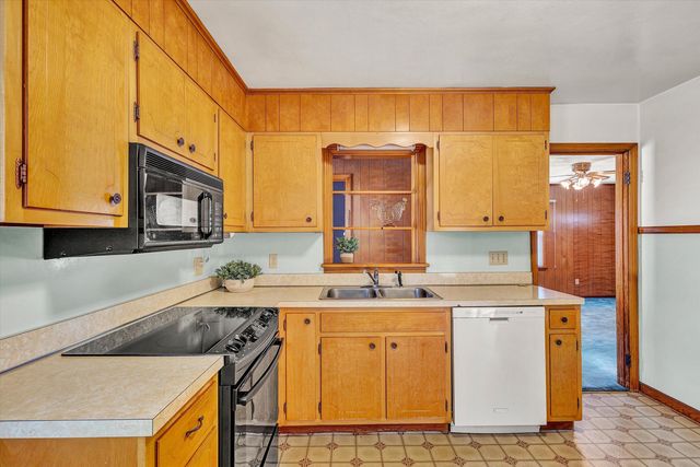 2818 Richard AVE, Roanoke, VA 24012