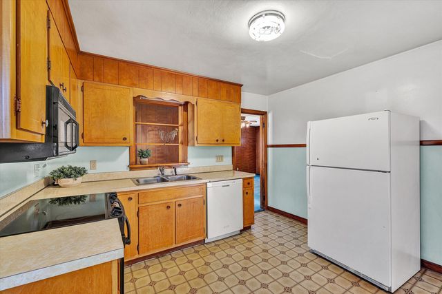 2818 Richard AVE, Roanoke, VA 24012