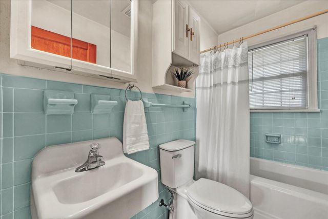 2818 Richard AVE, Roanoke, VA 24012