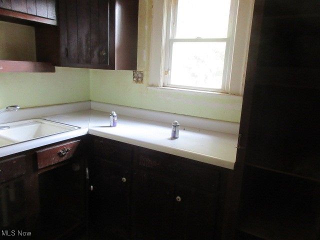 8420 Vineyard Avenue, Cleveland, OH 44105