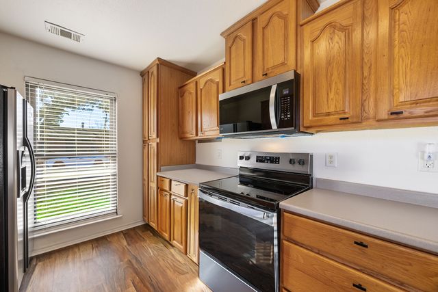 9201 Vagas Drive, Rowlett, TX 75088