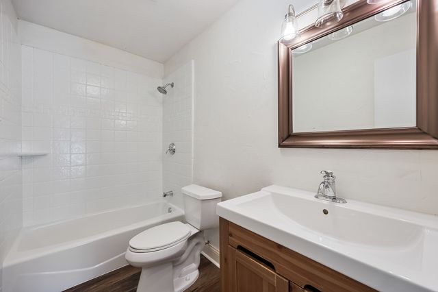 9201 Vagas Drive, Rowlett, TX 75088