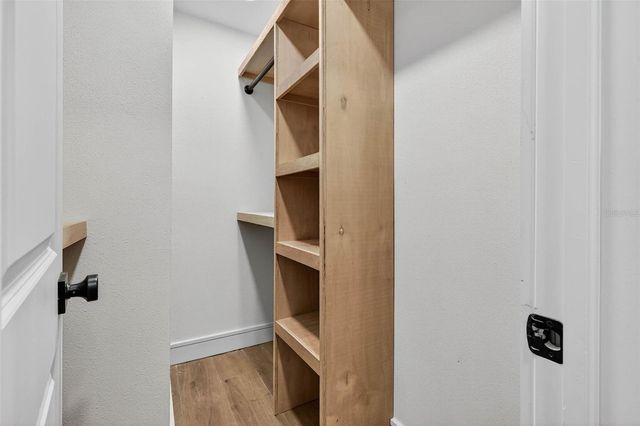 3927 HELENA STREET NE, St Petersburg, FL 33703