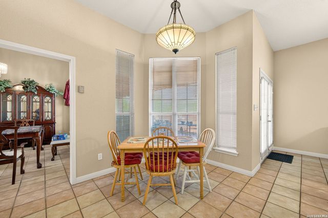 7627 Triple Wood St, China Grove, TX 78263