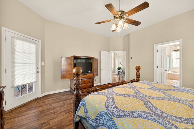 7627 Triple Wood St, China Grove, TX 78263