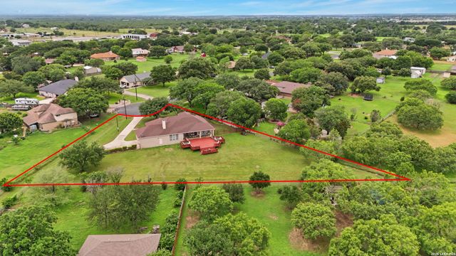 7627 Triple Wood St, China Grove, TX 78263
