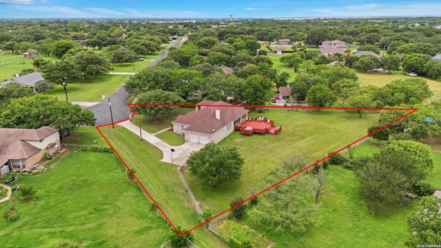 7627 Triple Wood St, China Grove, TX 78263