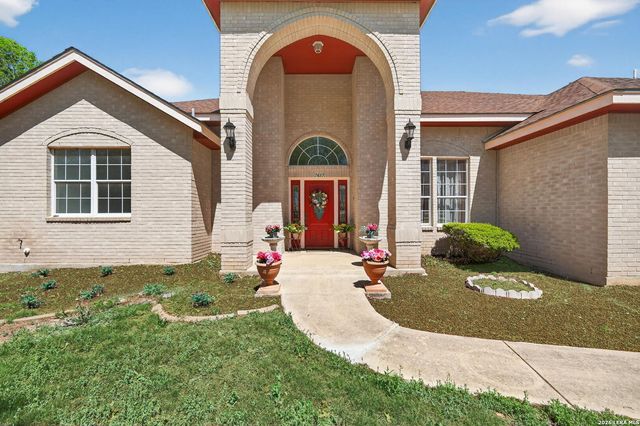 7627 Triple Wood St, China Grove, TX 78263