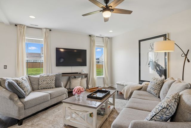 1002 Garrison Way, Spring Hill, TN 37174