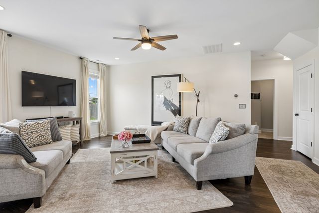 1002 Garrison Way, Spring Hill, TN 37174