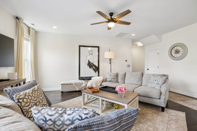 1002 Garrison Way, Spring Hill, TN 37174