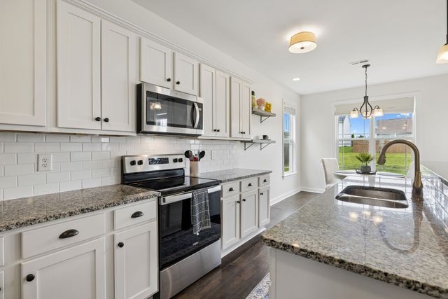 1002 Garrison Way, Spring Hill, TN 37174