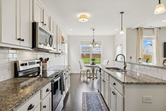1002 Garrison Way, Spring Hill, TN 37174