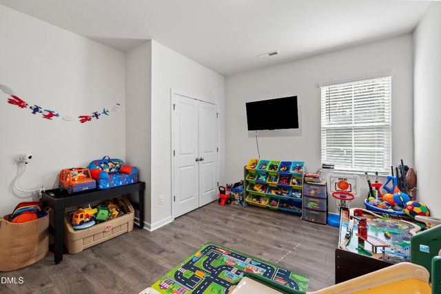 184 Blair Grove Court, Burlington, NC 27215