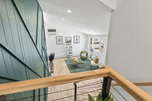 37 Albert Dr, Sayreville Boro, NJ 08859