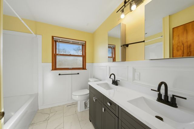 722 9th Avenue, Rock Falls, IL 61071