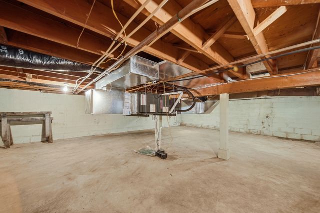 722 9th Avenue, Rock Falls, IL 61071