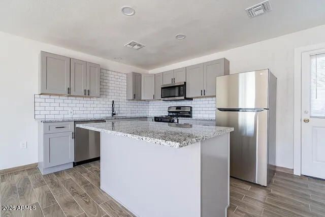 37 E EL PARQUE Drive E, Tempe, AZ 85282