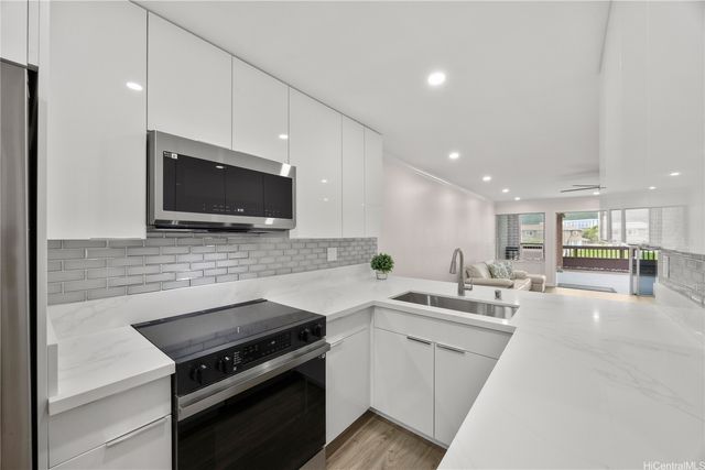 444 Lunalilo Home Road 326, Honolulu, HI 96825