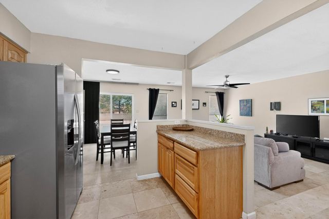 106 Arizona Sunset Road NE, Rio Rancho, NM 87124