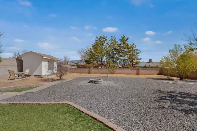 106 Arizona Sunset Road NE, Rio Rancho, NM 87124