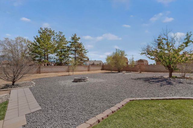 106 Arizona Sunset Road NE, Rio Rancho, NM 87124