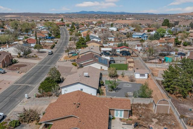 106 Arizona Sunset Road NE, Rio Rancho, NM 87124